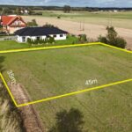 Jak sprawdzić czy działka jest budowlana? Jak przekształcić działkę na budowlaną?